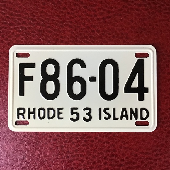 Vintage 1953 License Plate Rhode Island State Bicycle Mini Metal - Picture 1 of 8
